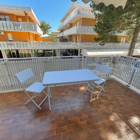 Near The In شقة *